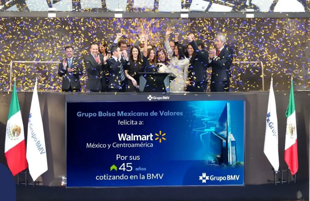 Walmart de México celebra 45 años cotizando en la Bolsa