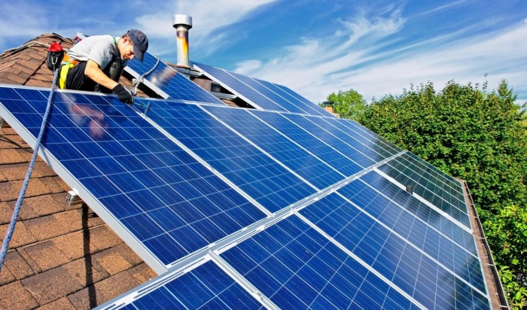 PyMEs de Guanajuato recibirán créditos para operar con energía solar